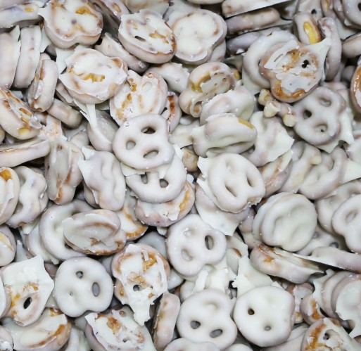 Yogurt - Pretzels Micro Mini Hayden Valley