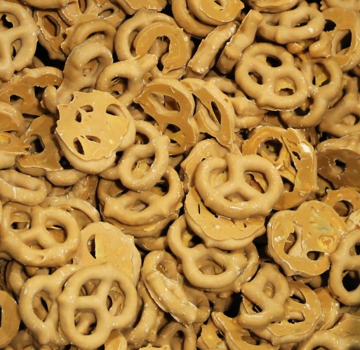 Peanut Butter - Pretzels Hickory Harvest