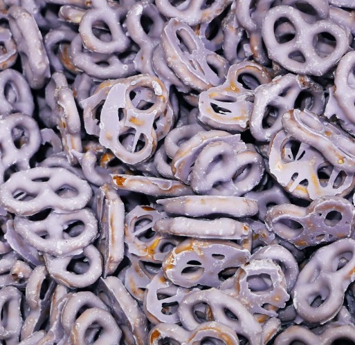 Yogurt - Pretzels Blueberry Hayden Valley