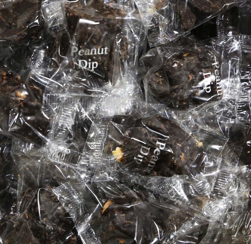 Dark Chocolate - Peanut Dip Dutch Delights
