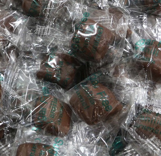 Chocolate - SF Vanilla Caramel Dutch Delights