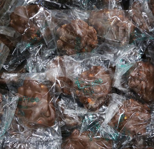 Chocolate - SF Peanut Dip Dutch Delights