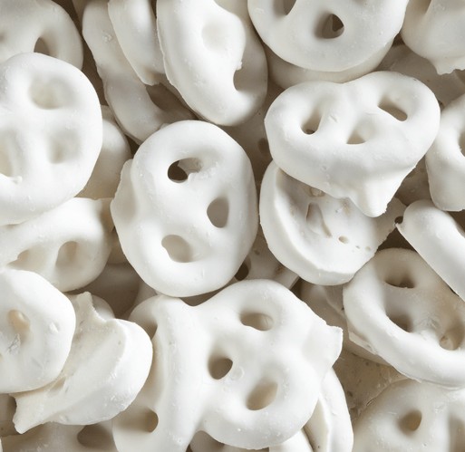 Yogurt - Mini Pretzel Albanese
