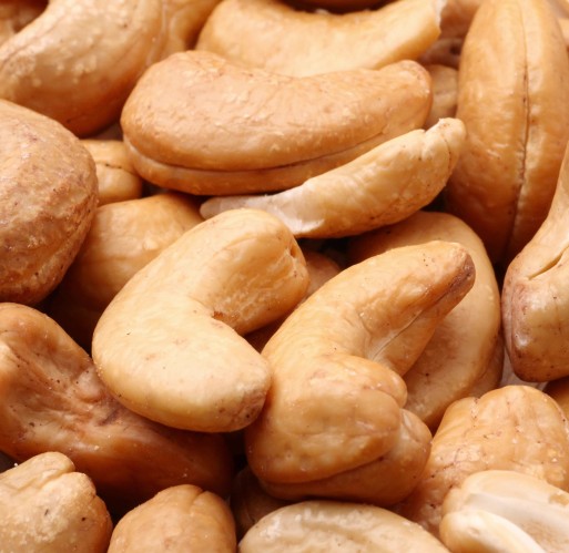 Cashews - Whole 320 Roasted & No Salt